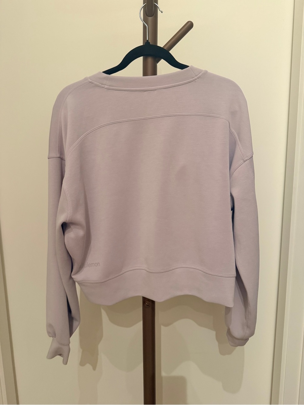 Cropped Lavender Crewneck Sweatshirt softstream - Picture 3 of 3